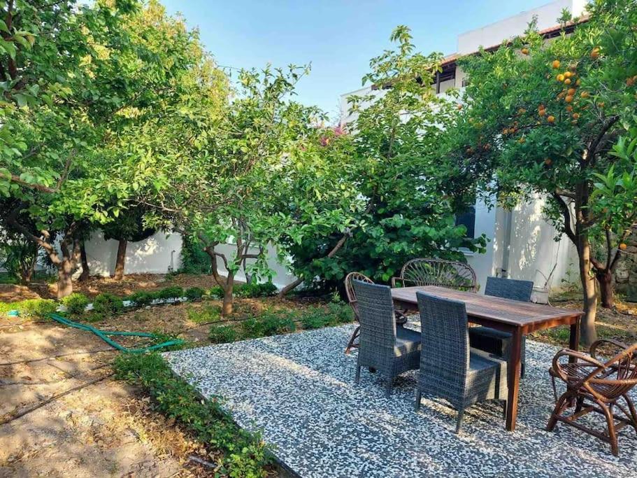 Mel'S Garden House In The Heart Of The City Bodrum Exterior foto